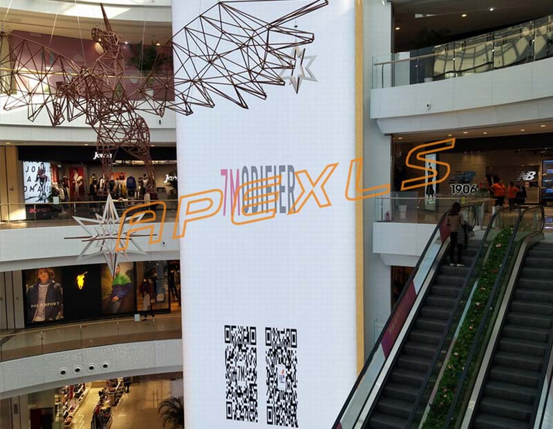 濟(jì)南銀座萬紅商場P4MM弧形LED顯示屏
