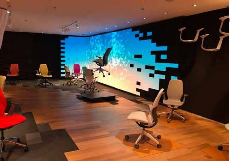美國芝加哥Steelcase Showroom 戶內(nèi)P4MM柔性屏