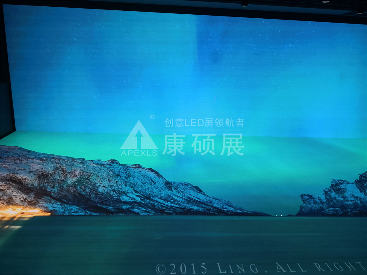 海南規(guī)劃展覽館P2戶內(nèi)全彩屏
