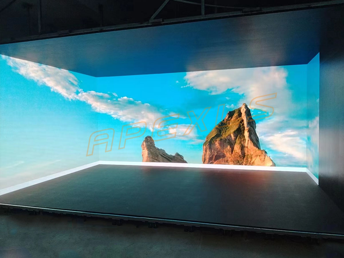 深圳厚德醫(yī)院五面LED-CAVE